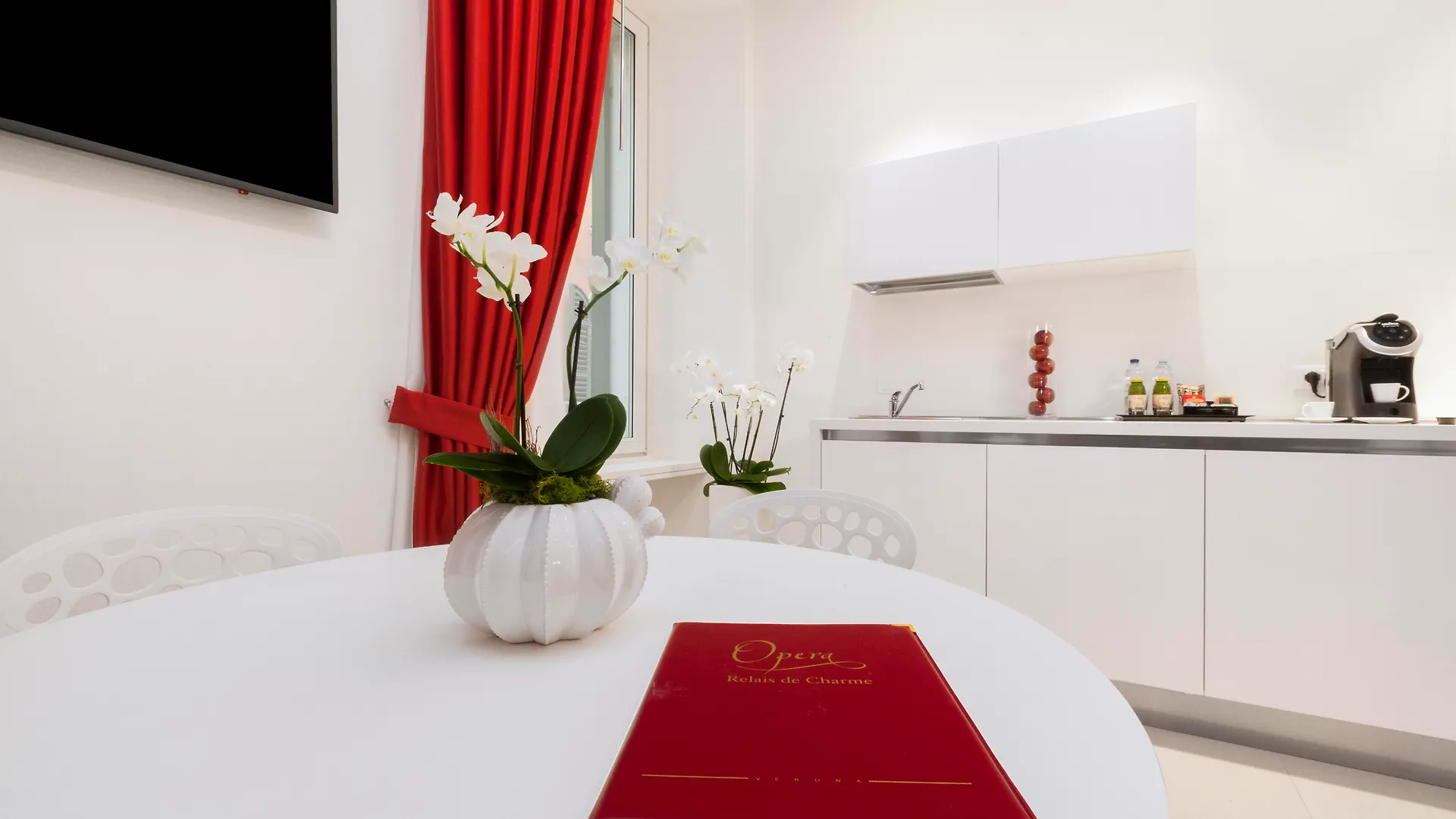 Opera Relais De Charme - Aparthotel Verona
