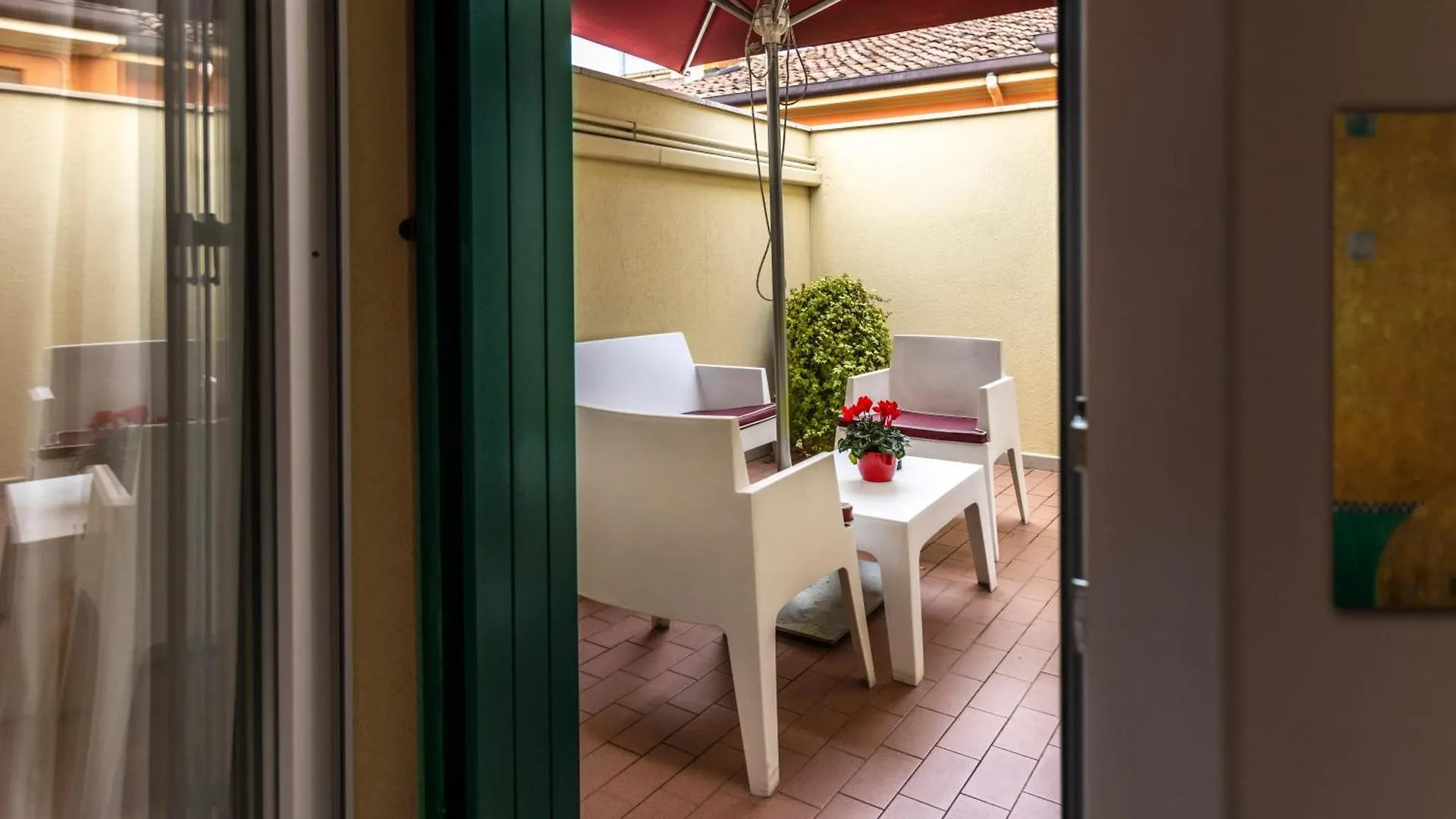 Opera Relais De Charme - Aparthotel Verona 2*,  Itália