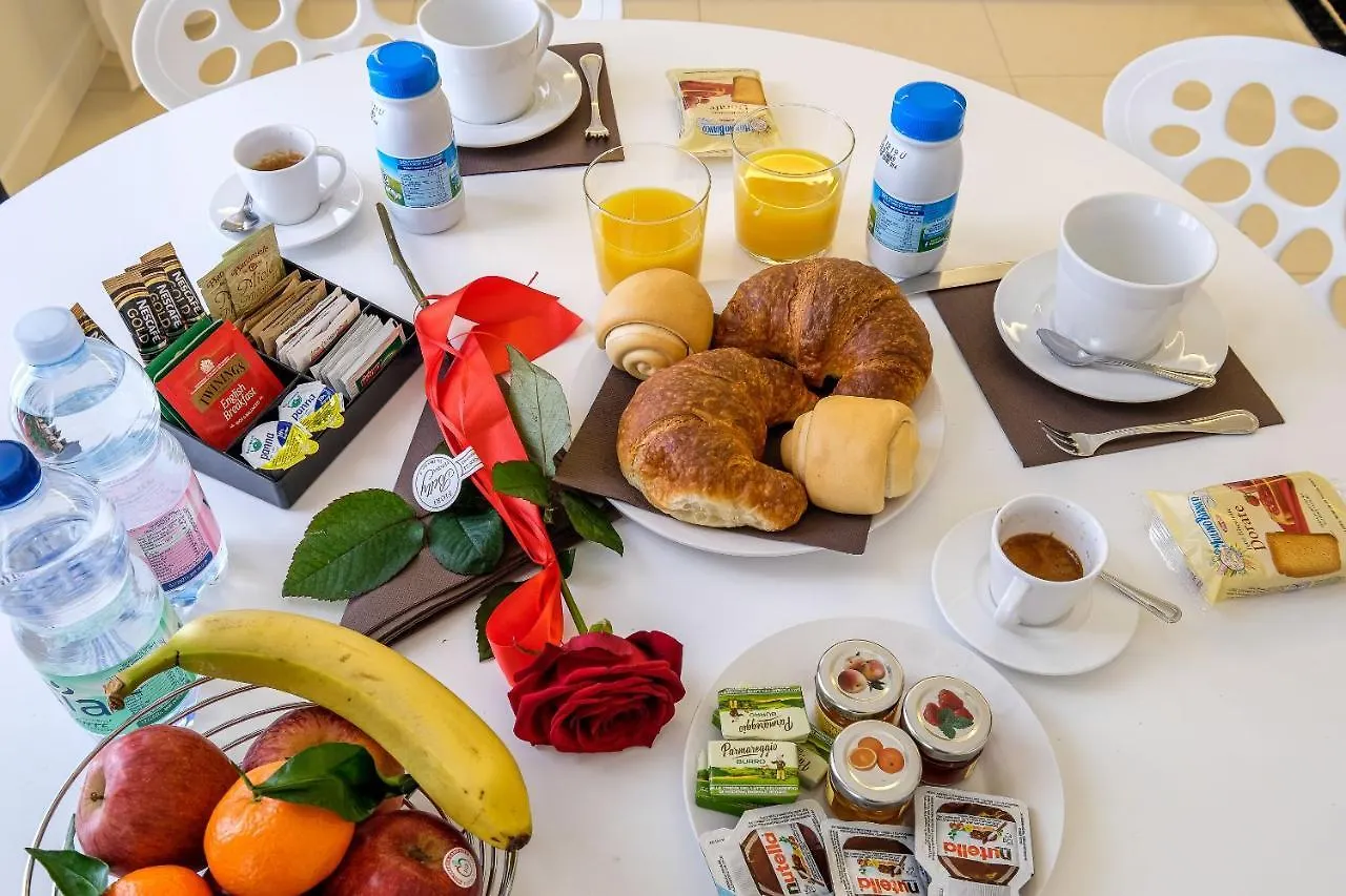 Opera Relais De Charme - Aparthotel Verona 2*,
