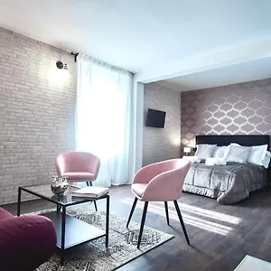 Chiclife - Shenkin Sarona, Santa Caterina & Museums Bergamo