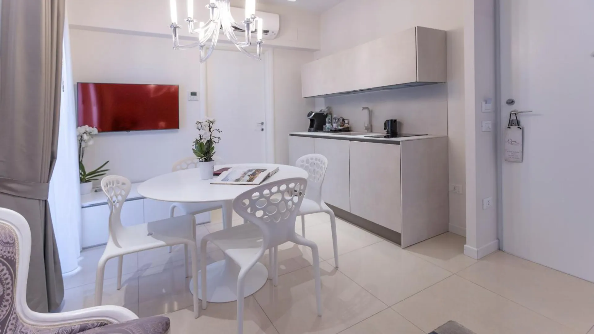 Opera Relais De Charme - Aparthotel Verona 2*,